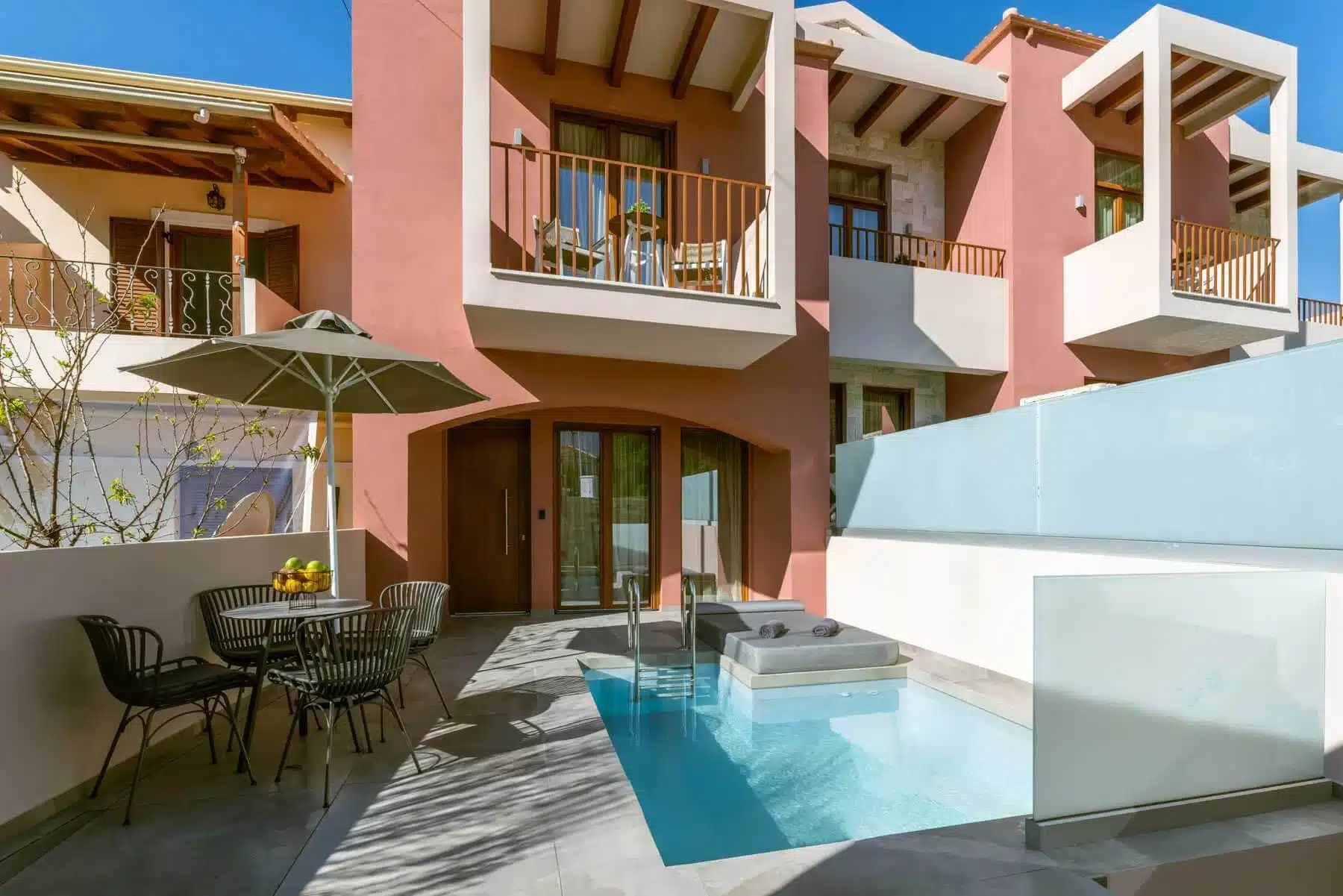 Maisonette with Private Pool