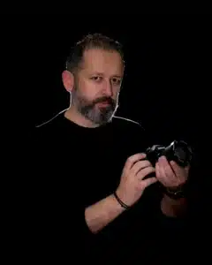 Panos Nikolaou, Hochzeitsvideograf, hinter der Kamera
